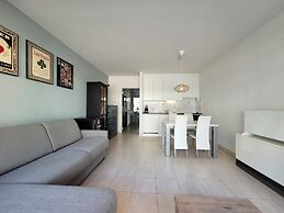 Central Apartment Near Sea & Casino