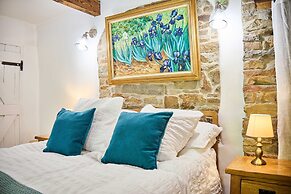 Host Stay Dipple Farm Cottage