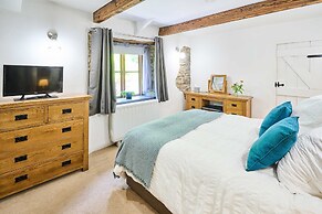Host Stay Dipple Farm Cottage