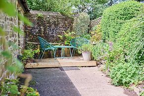 Host Stay Dipple Farm Cottage