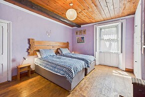 Host Stay Lowmoor