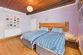 Host Stay Lowmoor