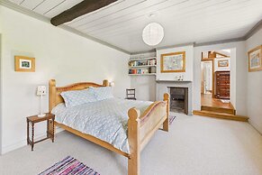 Host Stay Lowmoor