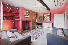 Host Stay Lowmoor