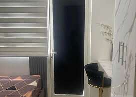 Metros Hideaway Shore Tower B