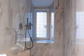 Romart luxury rooms