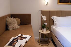 Romart luxury rooms