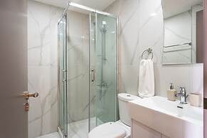 Sundrop 1-Bedroom Apartment in Larnaca