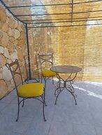 CASA DI RAMATTA CHEZ L'APICULTRICE