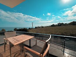 Lemon Suites & Restaurant