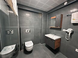 Lemon Suites & Restaurant