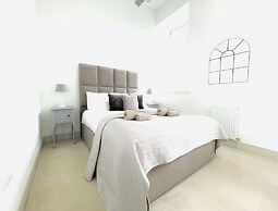 Great Glen Townhouse