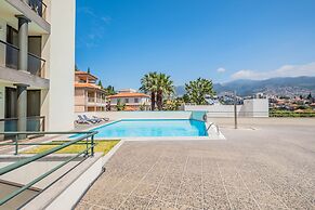 Infinity View by Homie