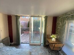 Bristol Bliss Apartment - Patchway Retreat