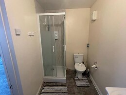 Bristol Bliss Apartment - Patchway Retreat