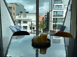 Modern Duplex Near Beach and Shops