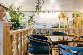 Rim Grand Hotel