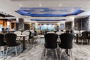 Rim Grand Hotel