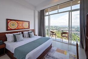 Queens Mount view Kandy