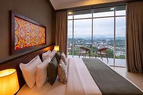 Queens Mount view Kandy