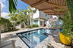 Condado Oasis Beachfront Access Pool