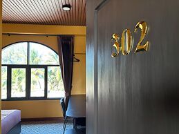 Phoenix Room