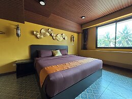 Phoenix Room