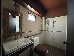 Phoenix Room
