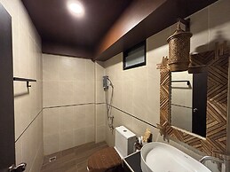Phoenix Room