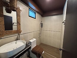 Phoenix Room