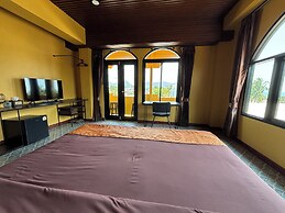 Phoenix Room