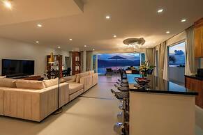 Luxury Sea View Apartment AB at Unique Residences