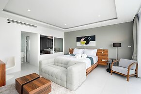 Luxury Sea View Apartment AB at Unique Residences