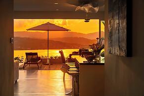 Luxury Sea View Apartment AB at Unique Residences