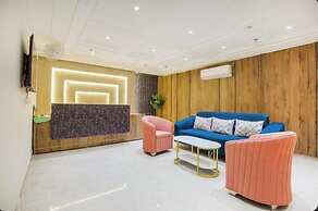 Hotel Nagina Heights