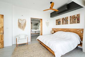 Luxury Sea View Pool Villa L at Unique Residences