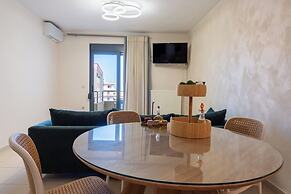 Opsis The CityScape Apartment