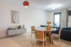 Opsis The CityScape Apartment