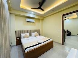Akshay Premium Suites
