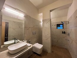 Yash Resort
