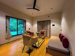 Yash Resort