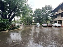 Yash Resort