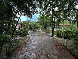 Yash Resort
