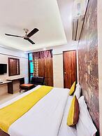Hotel Satwa 29