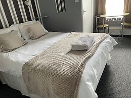 Somerville Hotel