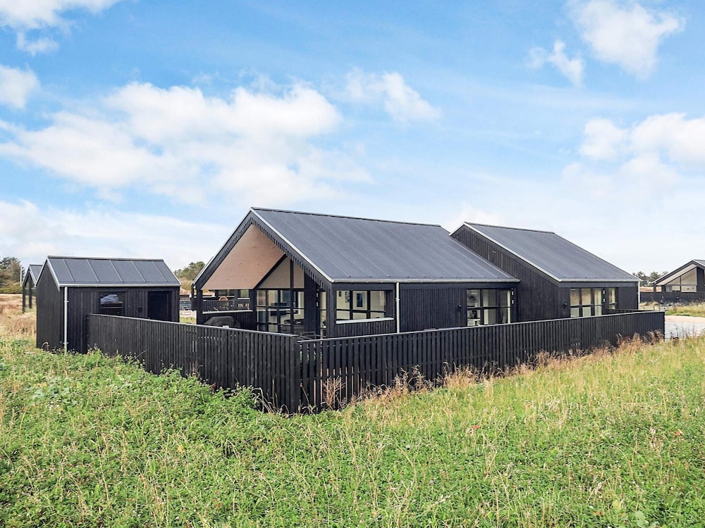 5 Star Holiday Home in Lokken
