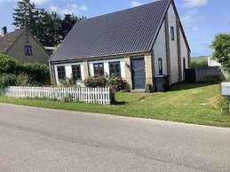 6 Person Holiday Home in Horslunde