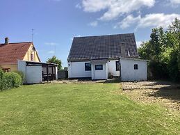 6 Person Holiday Home in Horslunde