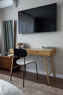 Views of all the Palaces 2BR Stunner