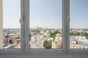 Views of all the Palaces 2BR Stunner